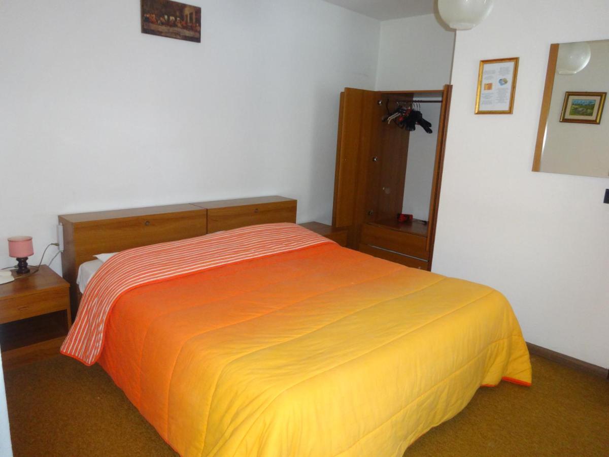 Hotel Genzianella Presenaio Kültér fotó